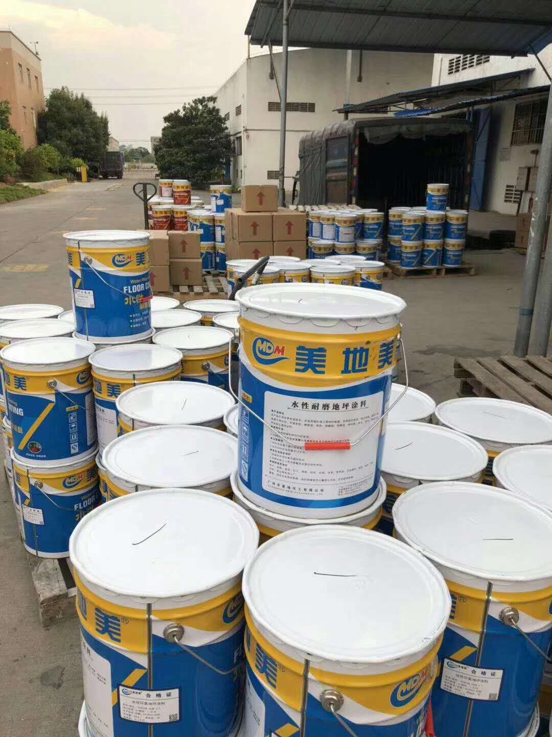 表白日里再多的甜言蜜語，也不及水性地坪的“深情”